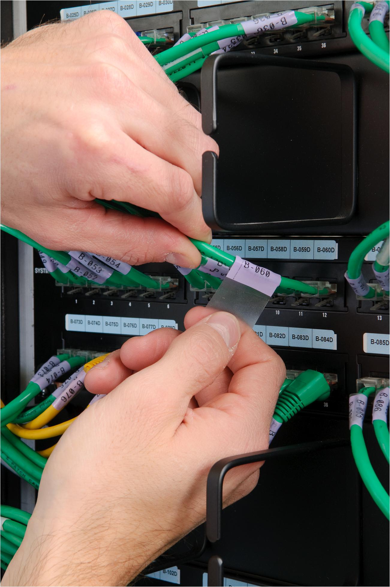 M91427 Brady Label, Self Laminating, 38.1 mm