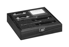 KEYSIGHT TECHNOLOGIES 85053B Verification Kit, 3.5mm Connector, 7.5cm Airline, Stepped Impedance Airline, 20dB & 40dB Attenuators
