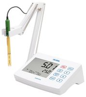 HANNA INSTRUMENTS HI-2631-02 Conductivity Meter, w/Data Logging, 0µS/cm to 500mS/cm, 1 %, EC, Salinity, TDS, Temperature, 77 mm